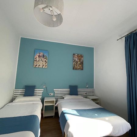Pension Bertolin Барселона Экстерьер фото